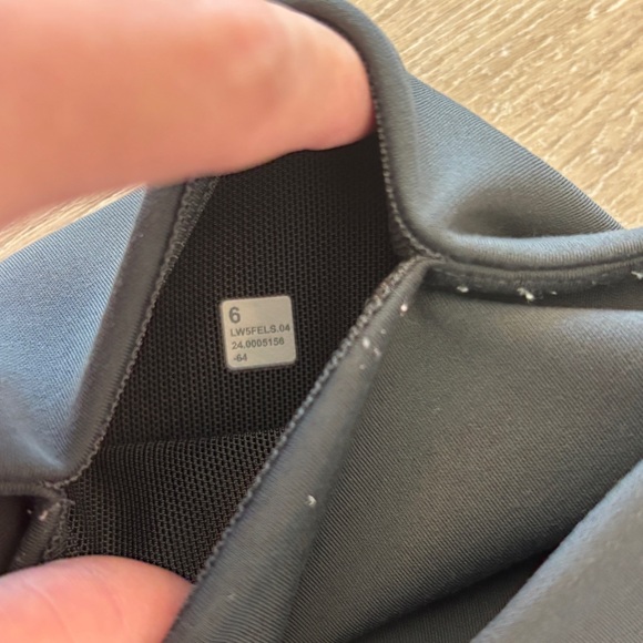 Graphite Grey Lululemon Wunder Under SmoothCover High Rise Leggings Size 6 25” - Picture 4 of 8